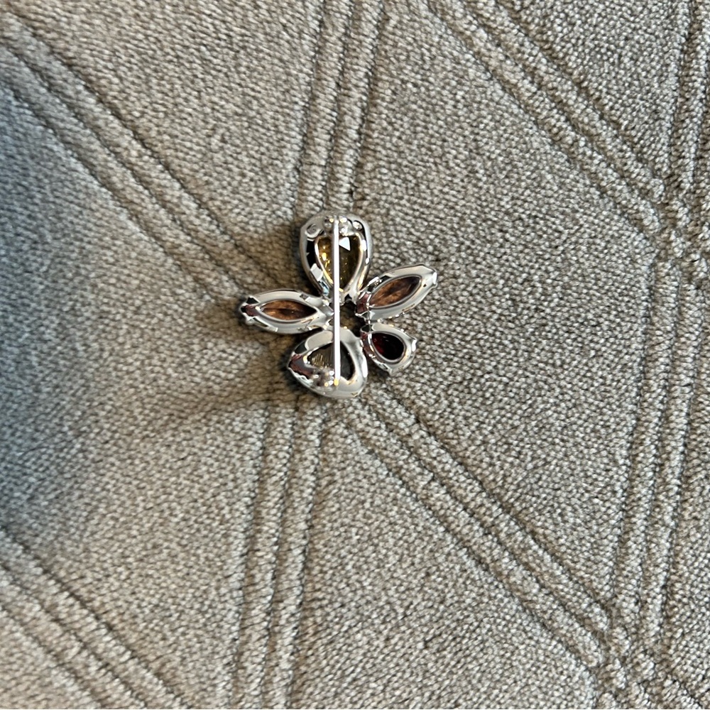Swarovski Crystal Pin - Silver with Purple Crystals - Picture 3 of 5